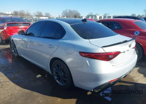 2021 Alfa Romeo Giulia Ti Sport Rwd z USA, uszkodzony, nr VIN ZARFAMBN8M7647580